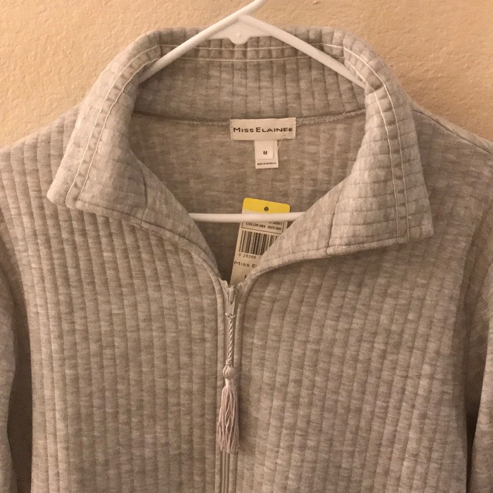 Long zip robe